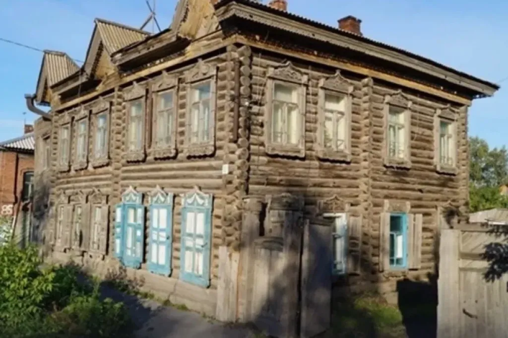 В Ачинске исторический дом 1917 года сдают в аренду за 1 рубль