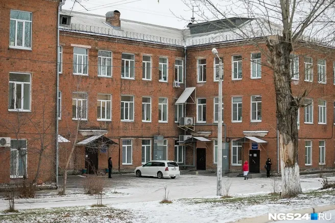 Роженица показала заполненные палаты закрывающегося роддома в Красноярске